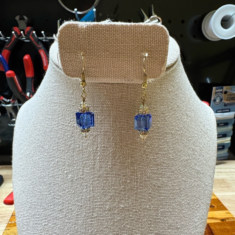 September Birthday 🎂 Sapphire Swarovski and Gold Earrings 2/$22 - Picture 5 of 6